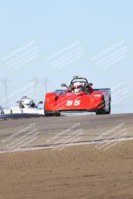 media/Oct-26-2025-CalClub SCCA (Sun) [[8ce1e69566]]/Group 6/Grapevine/